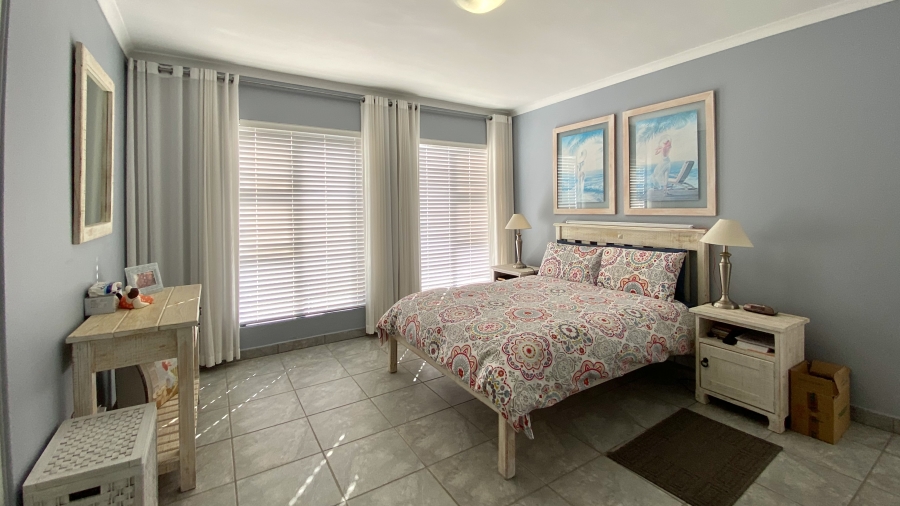 6 Bedroom Property for Sale in Dwarskersbos Western Cape